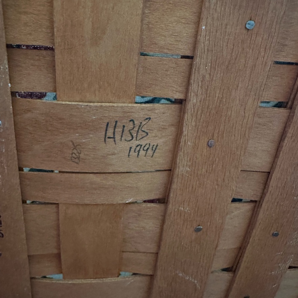 Longaberger 17” XL Sewing Basket🦋🦋🦋 - Picture 12 of 12